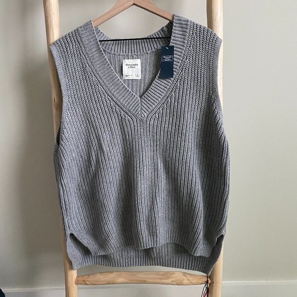 Abercrombie Oversized Sweater Vest Sz 